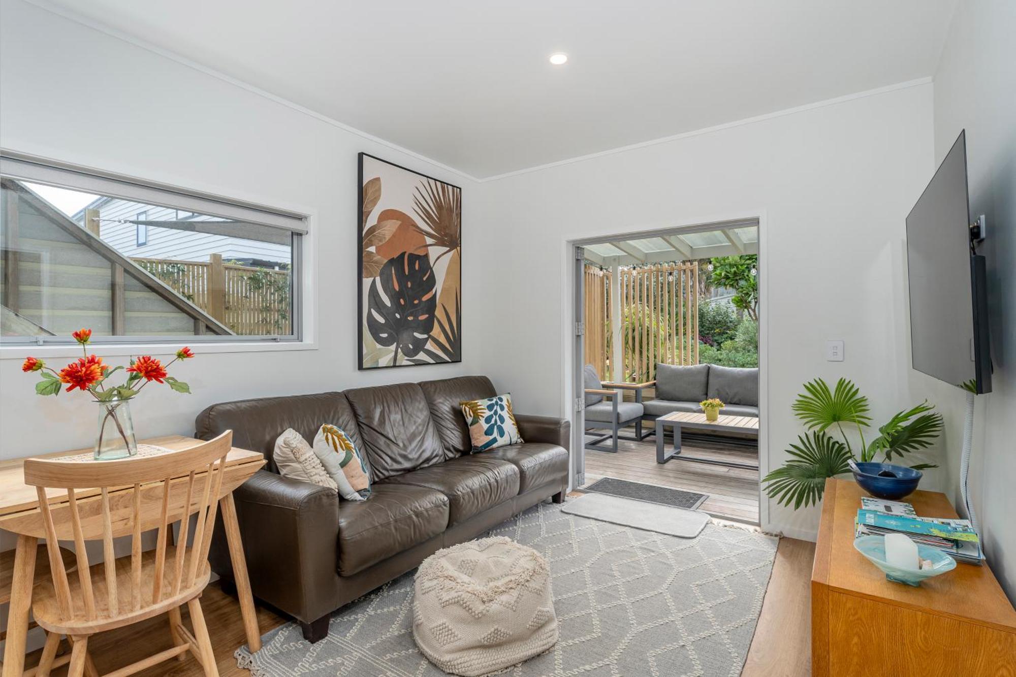 Coast Awhile - Whangamata Holiday Home Экстерьер фото